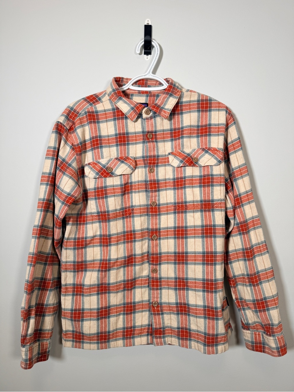 Patagonia Worn Wear Fjord Flannel Shirt Orange Teal Plaid Size M organic cotton